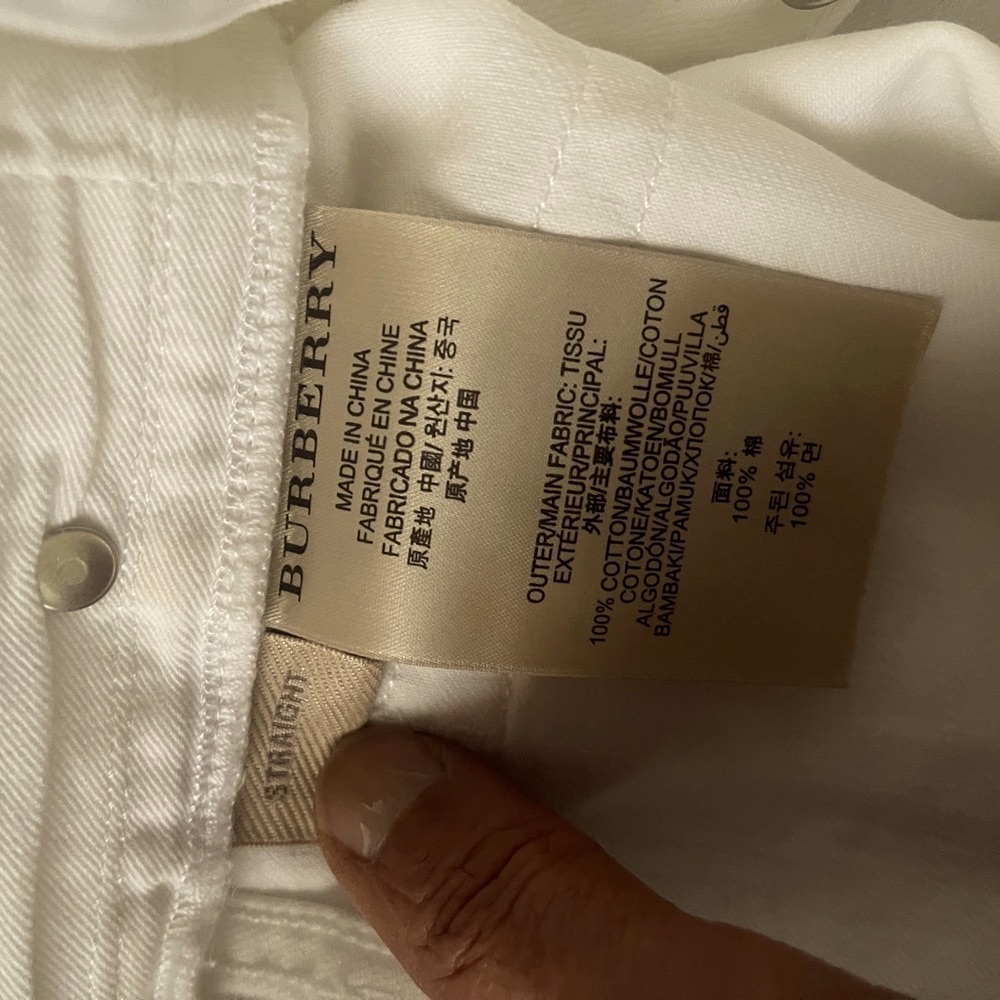 Burberry White Straight Leg Jeans with Seamless Stitching , NWT - Picture 10 of 12